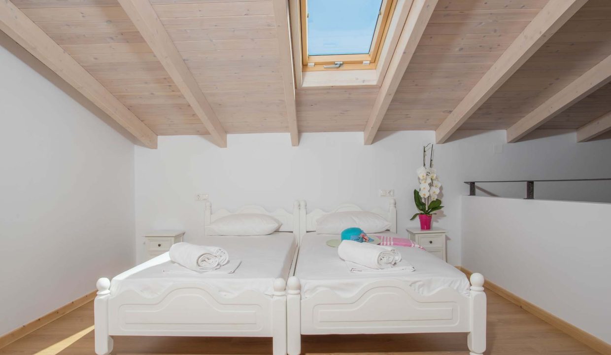 Alexandros Stone Lefkada House 15