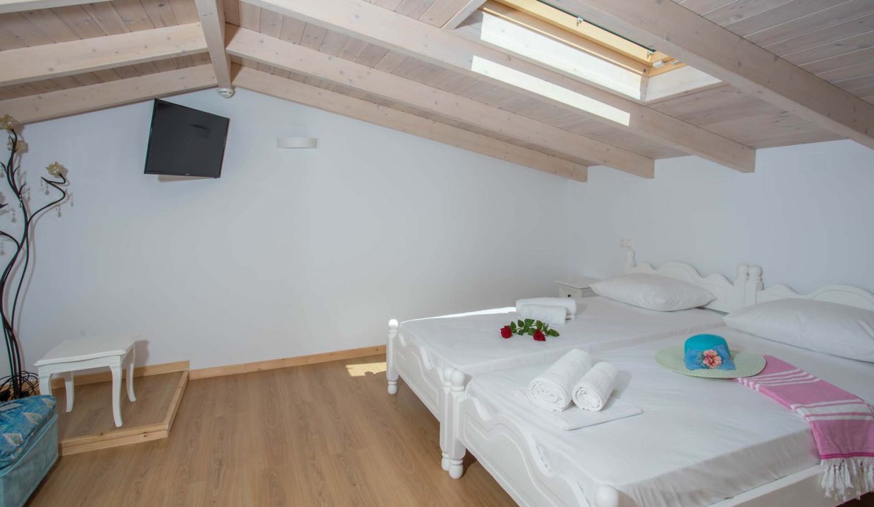 Alexandros Stone Lefkada House 17